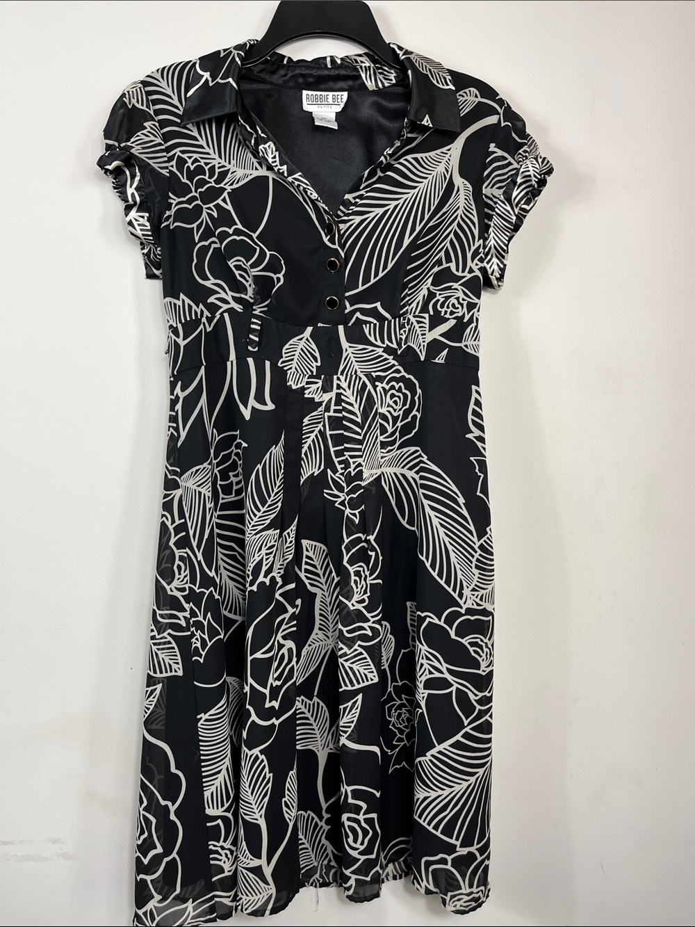 Robbie Bee Black & White Floral Rose Midi Dress 10P Petite Collared Button Front